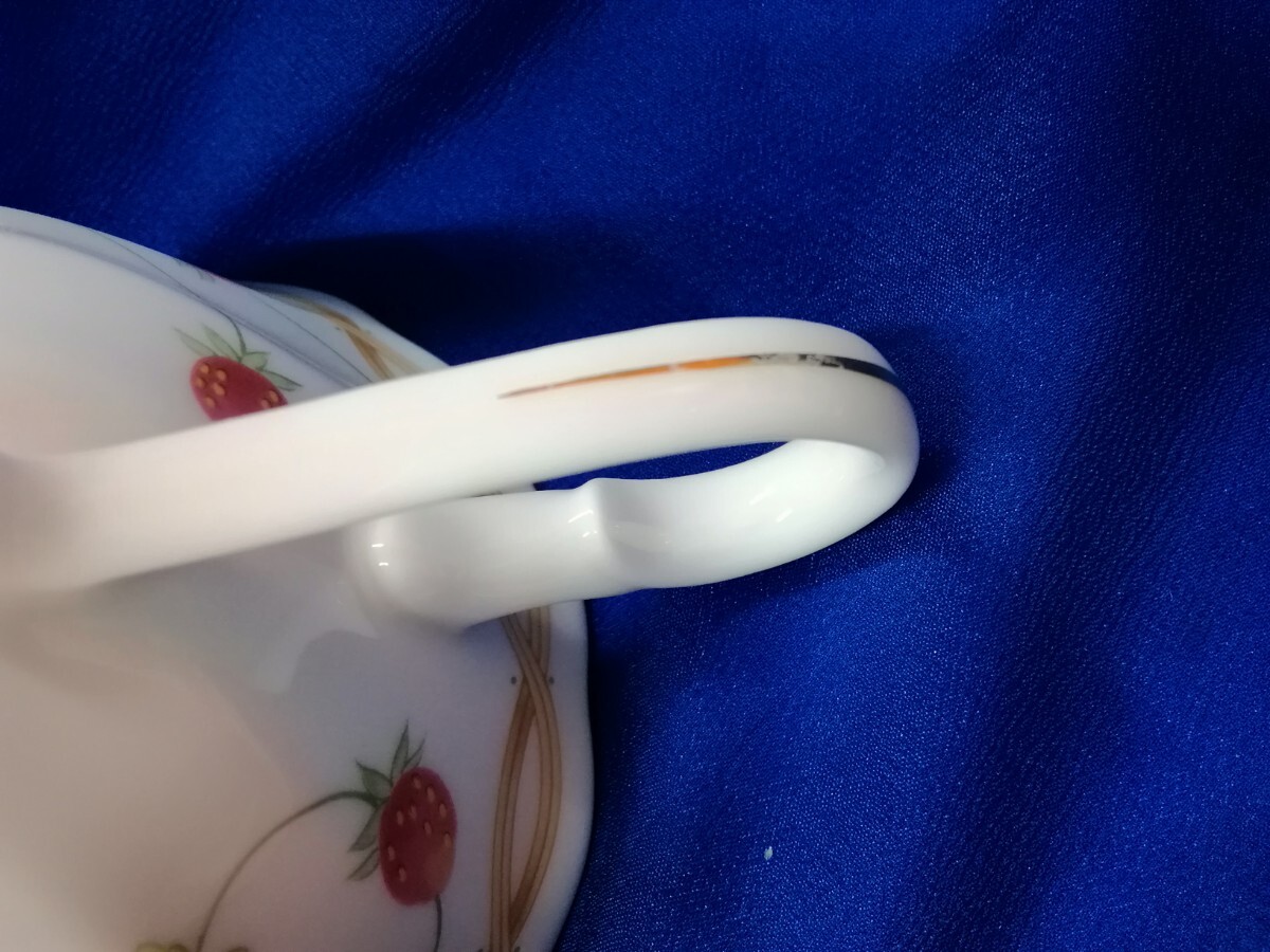 g_t X025 ☆Bone China ボーンチャイナ yamaka INTERNATIONAL JAPAN カップ＆ソーサー 洋食器 陶器_画像5