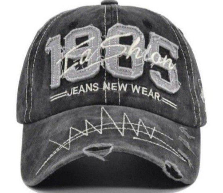 【NEW】メンズ帽子　ダメージ加工 キャップ 1985 刺繍野球帽   ブラック