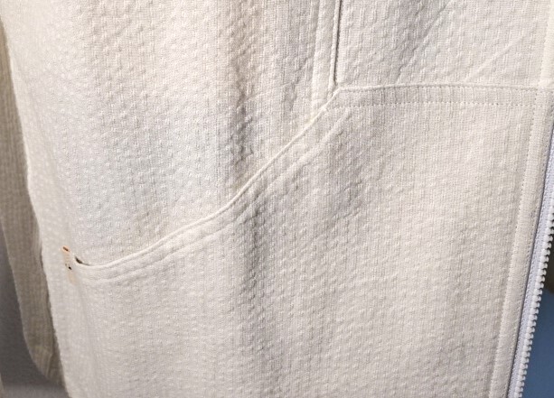 紳士用のフード付ジャケット ★ 色：ホワイト ★ サイズ：少し大きめのＭ ★ 未使用品_画像6