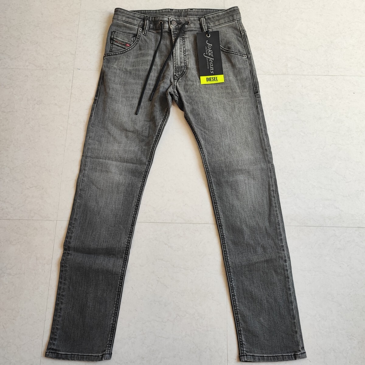 極美品 DIESEL Ｗ２８ ディーゼル ジョグ ジーンズ KROOLEY-Y-T JOGG JEANS 09D06 送料込み