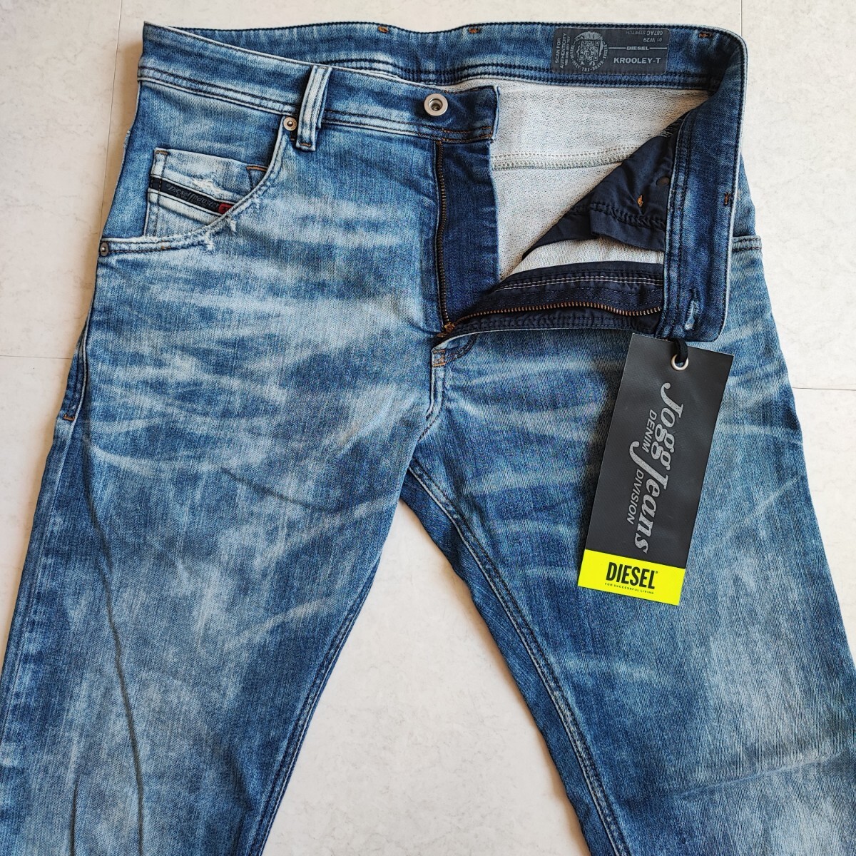 DIESEL Ｗ２９ ディーゼル ジョグ デニム ジーンズ JOGG JEANS KROOLEY-T 087AC 送料込み