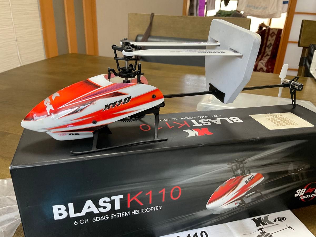 XK  BLAST  K110機体　予備パーツ多数付属　中古品 ヘリコプター