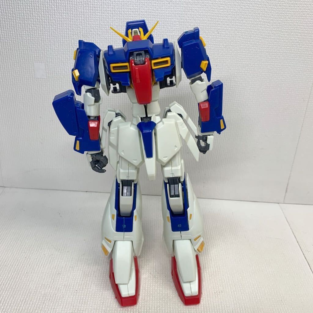 BANDAI バンダイ　MSZ-006　ゼータガンダム　1/100 スケール　マスターグレードモデル　ジャンク品　_画像3