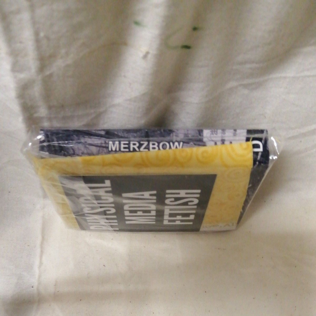 merzbow ,tarsometatarsus,カセットテープ