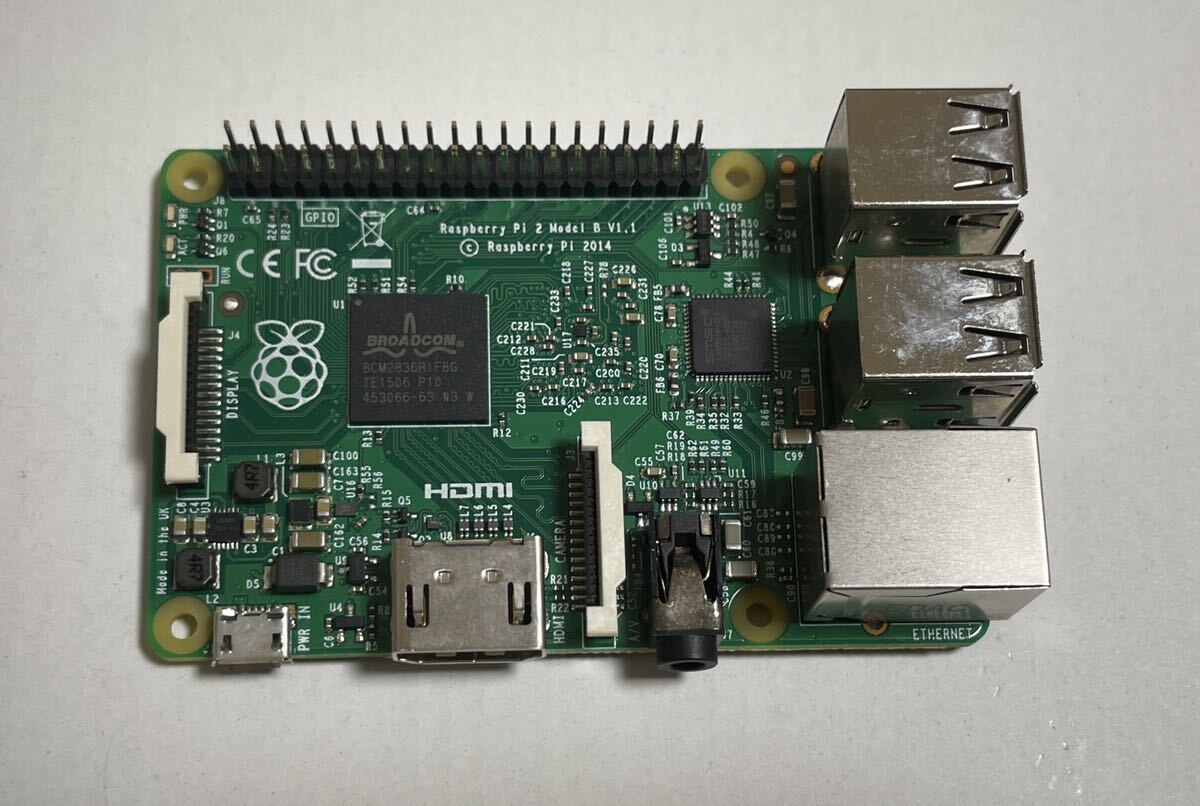 Raspberry Pi 2 model B+ V1.2, microSD 8GB(OS writing settled ), heat sink attaching operation verification settled 2