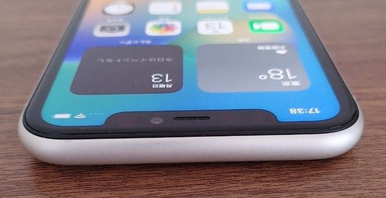 iPhone 11 128GB ホワイト SIMフリー