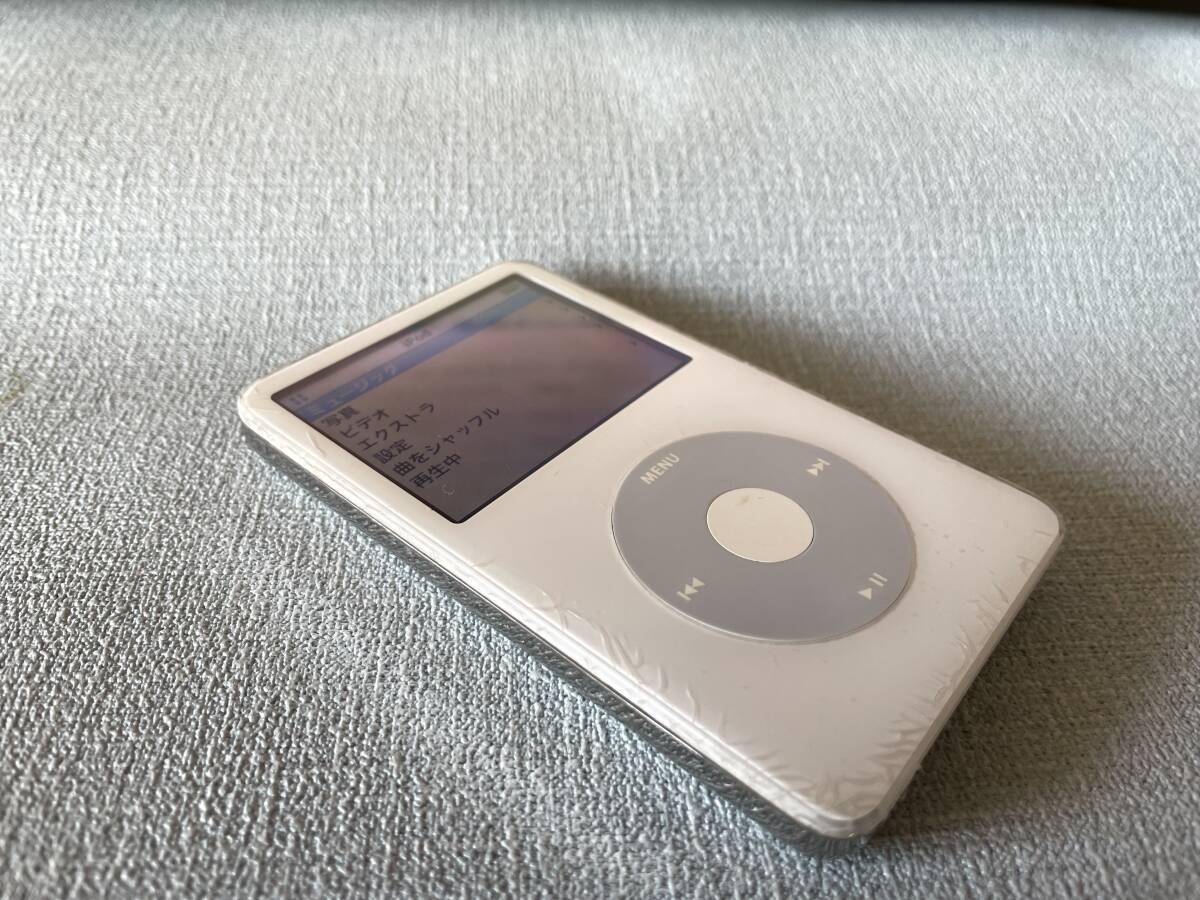 iPod classic 30GB 第5世代 ホワイト A1136 動作確認の画像2