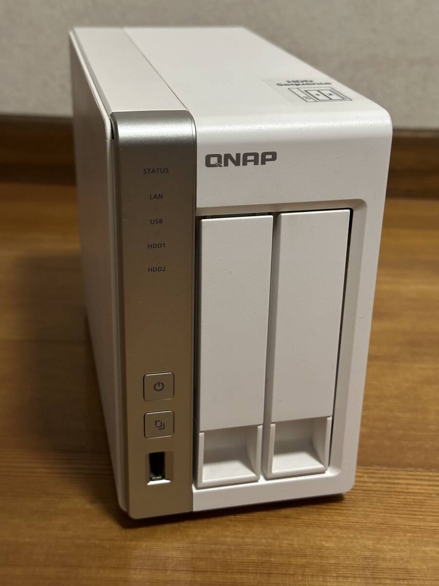 ◎ QNAP TS-220 Turbo NAS 2ベイ & Seagate 8TB HDD×2 ◎_画像2