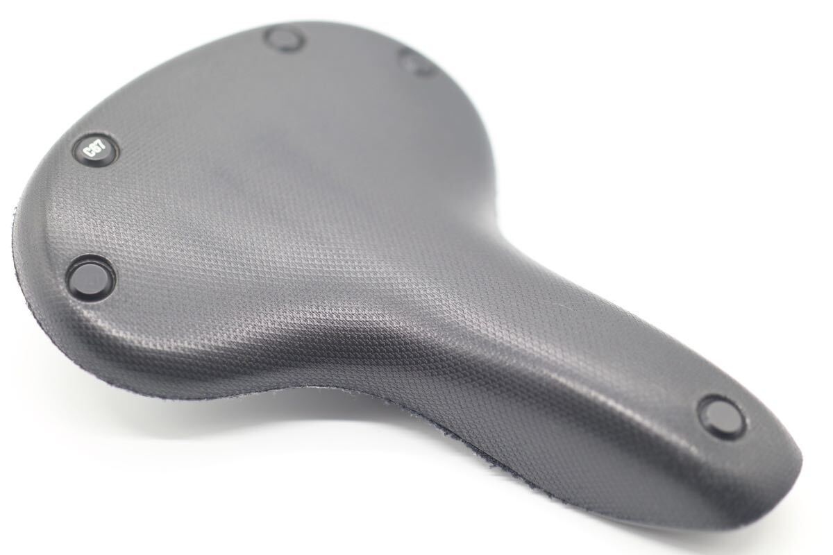 BROOKS cambium C67 ブルックス カンビウム サドル blue lug ブルーラグ SURLY サーリー CRUST クラストrivendell ツーリング コミューター