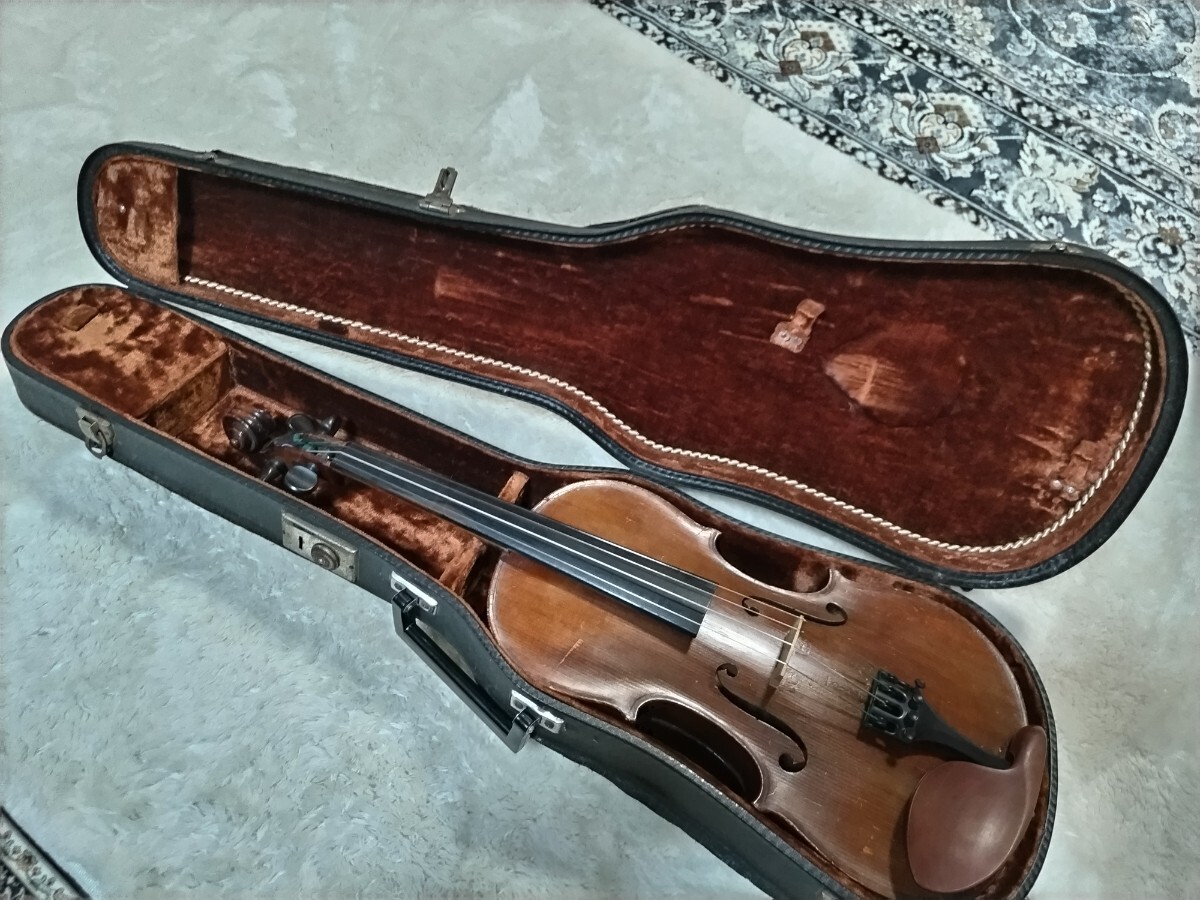 1 jpy start violin german -stroke lado copy old.. sound is comes out. case attaching. blue glass, Irish also.