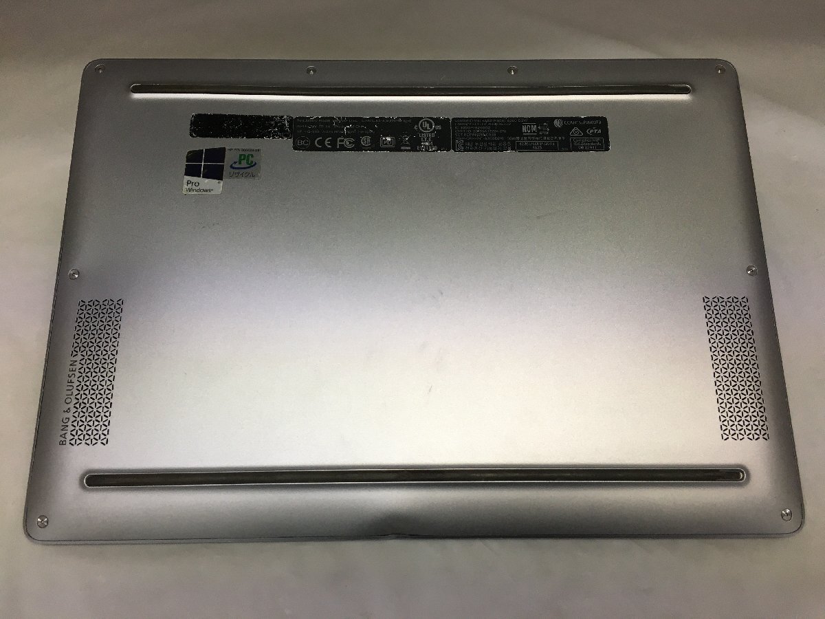 ジャンク/ HP HP EliteBook Folio G1 Intel Core m3-6Y30 メモリ8.19GB SSD128.03GB 【G23058】_底面に凹みがあります