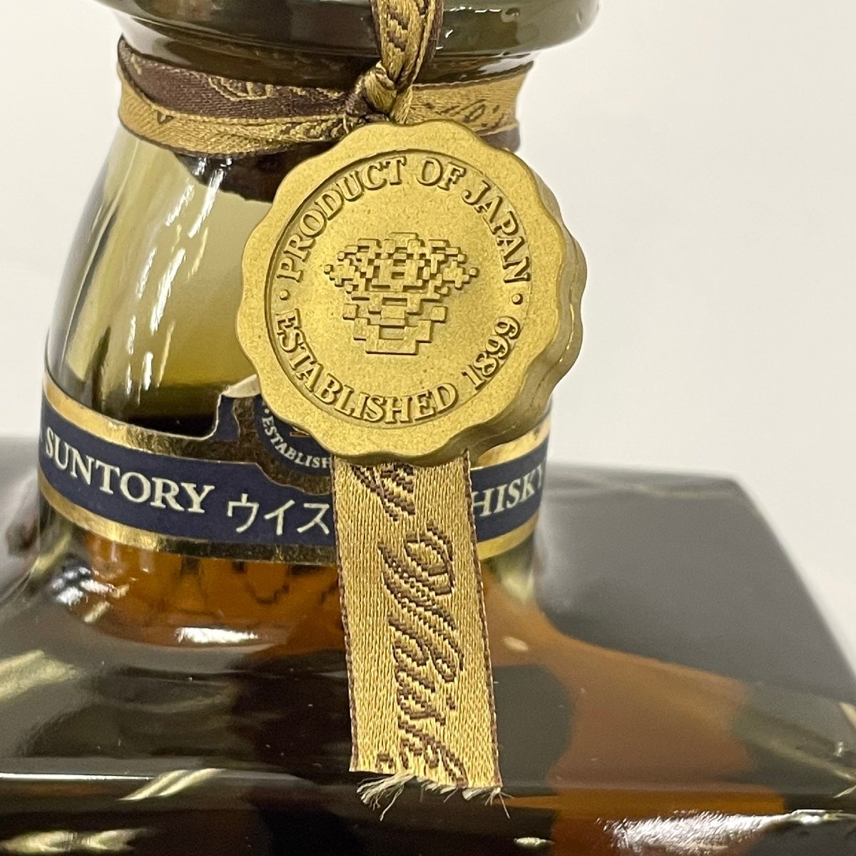 未開栓◆サントリー SUNTORY◆ローヤル プレミアム 12年 青ラベル ROYAL 720ml アルコール43% ウイスキー 国産 古酒 お酒_画像4