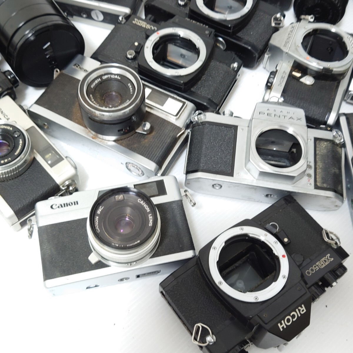 a8）１円〜　ジャンクカメラまとめ売り　メタル　金属　機械　光学　大量セット Canon OLYMPUS KONICA MINOLTA PENTAX フィルムカメラ