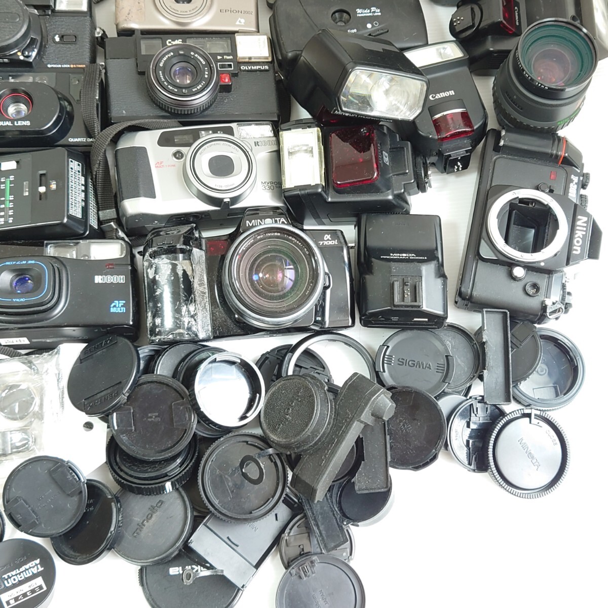 t7）１円スタート ジャンクカメラまとめ売り 光学 大量セット MINOLTA OLYMPUS Canon PENTAX Nikon フィルムカメラ コンパクトカメラの画像6