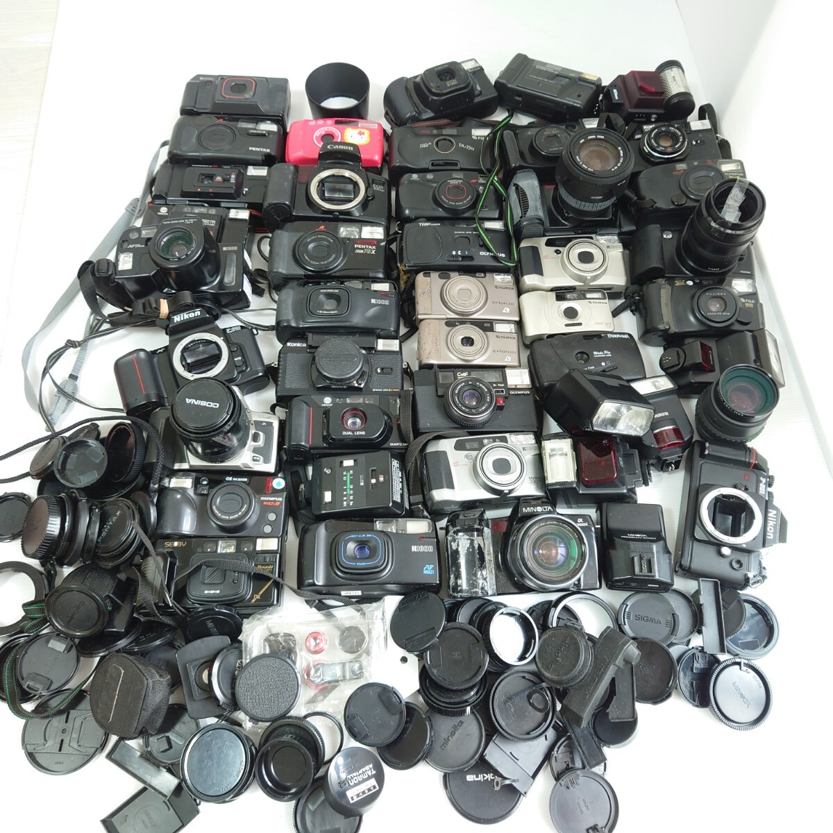 t7）１円スタート ジャンクカメラまとめ売り 光学 大量セット MINOLTA OLYMPUS Canon PENTAX Nikon フィルムカメラ コンパクトカメラの画像1
