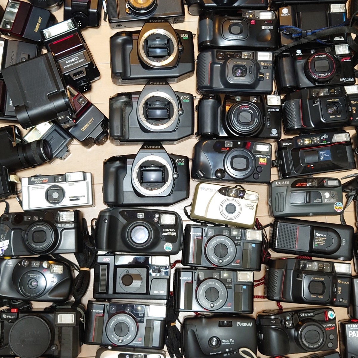Ｔ４）１円〜　ジャンクカメラまとめ売り　大量セット　光学 MINOLTA Canon PENTAX Nikon フィルム コンパクト_画像9