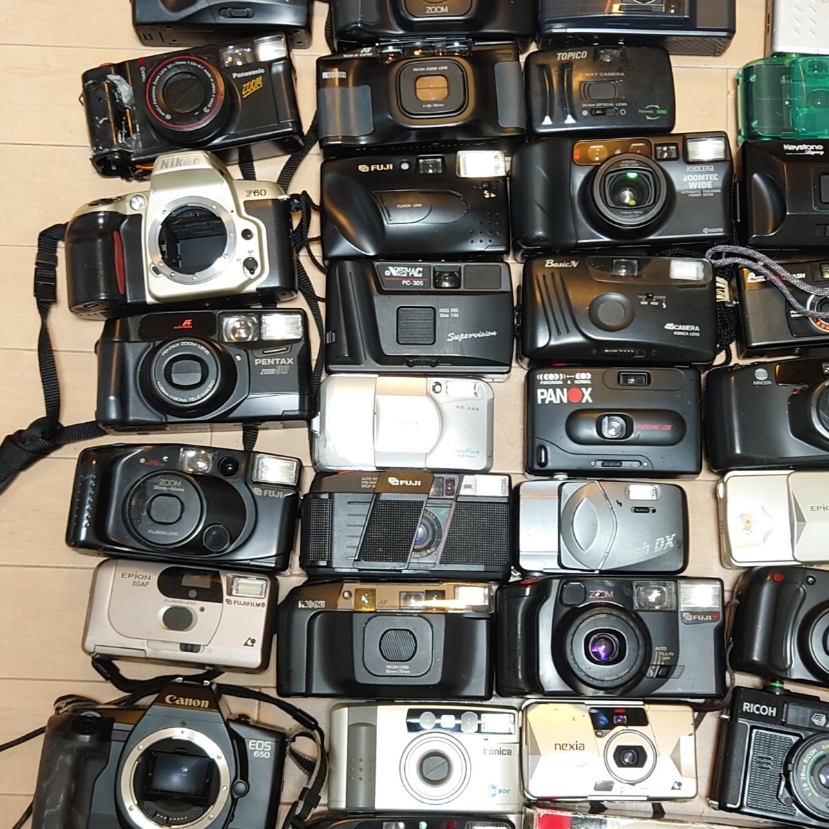 Ｔ５）１円〜　ジャンクカメラまとめ売り　大量セット　光学 コンパクトカメラ フィルムカメラ MINOLTA OLYMPUS PENTAX Canon Nikon_画像3