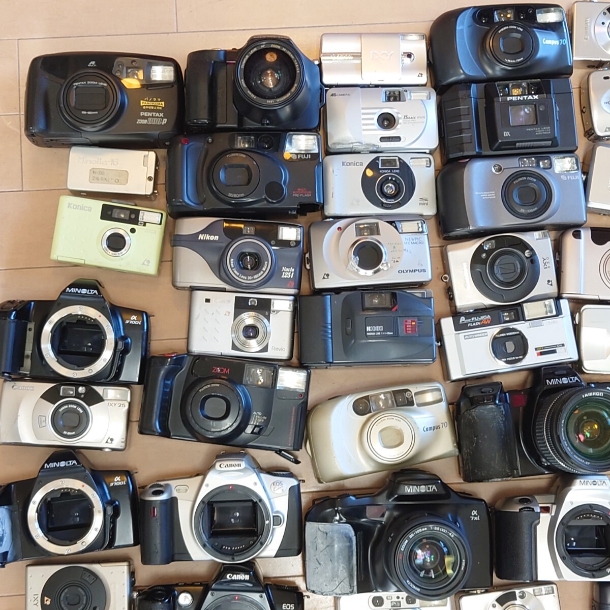 H3）１円〜　ジャンクカメラまとめ売り Canon PENTAX FUJIFILM OLYMPUS MINOLTA Nikon コンパクトカメラ　フィルム　光学　大量セット_画像2