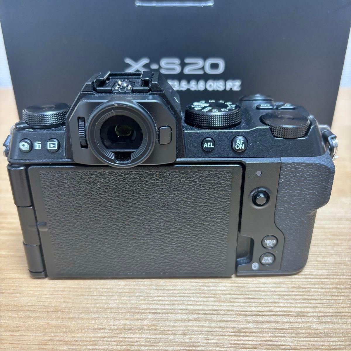 FUJIFILM X-S20超美品(保証書 付属品完備)おまけ付き レンズ FUJIFILM X-S20超美品(保証書 付属品完備)おまけ付き レンズ