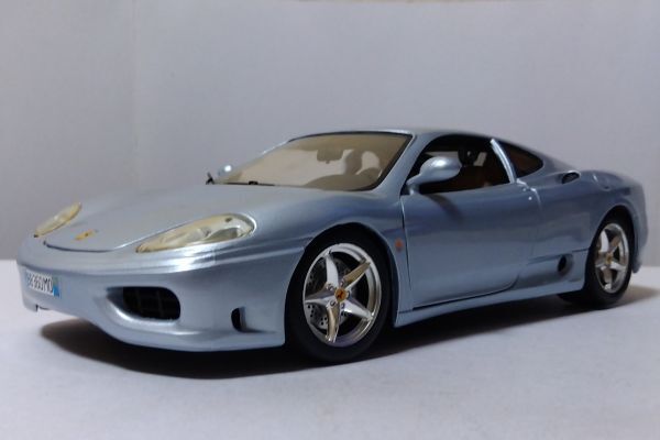 ★フェラーリ 360モデナ 1999    1/18ブラーゴ★の画像9