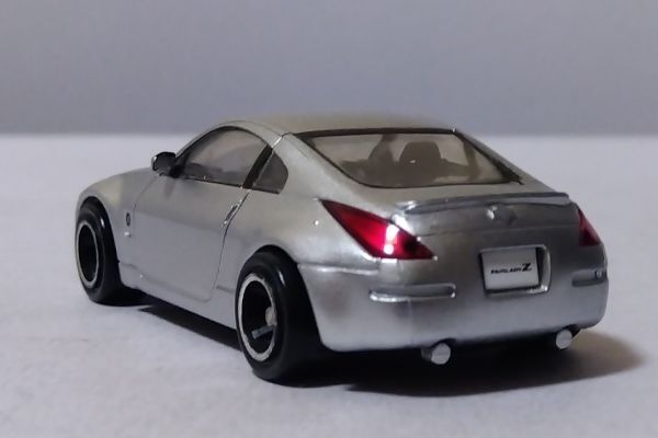 ★日産　フェアレディ　Z　　　1/64メーカー不明★_画像3