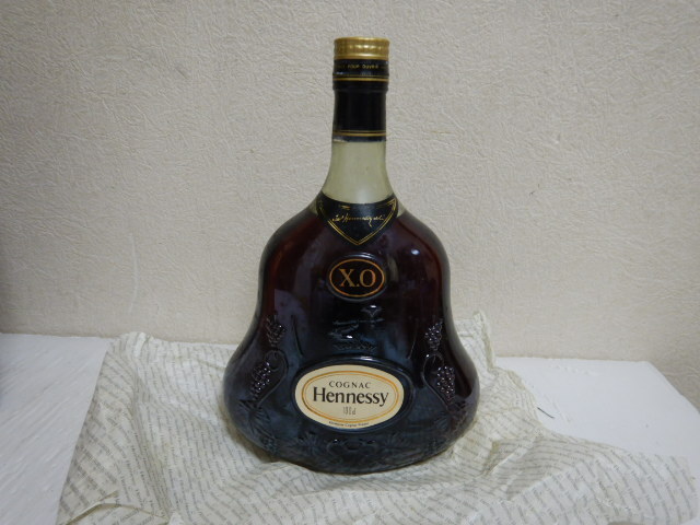 ヘネシー XO 金キャップ 1000ml/1L 40％ コニャックブランデー 未開栓 古酒 共箱オマケ程度の画像2