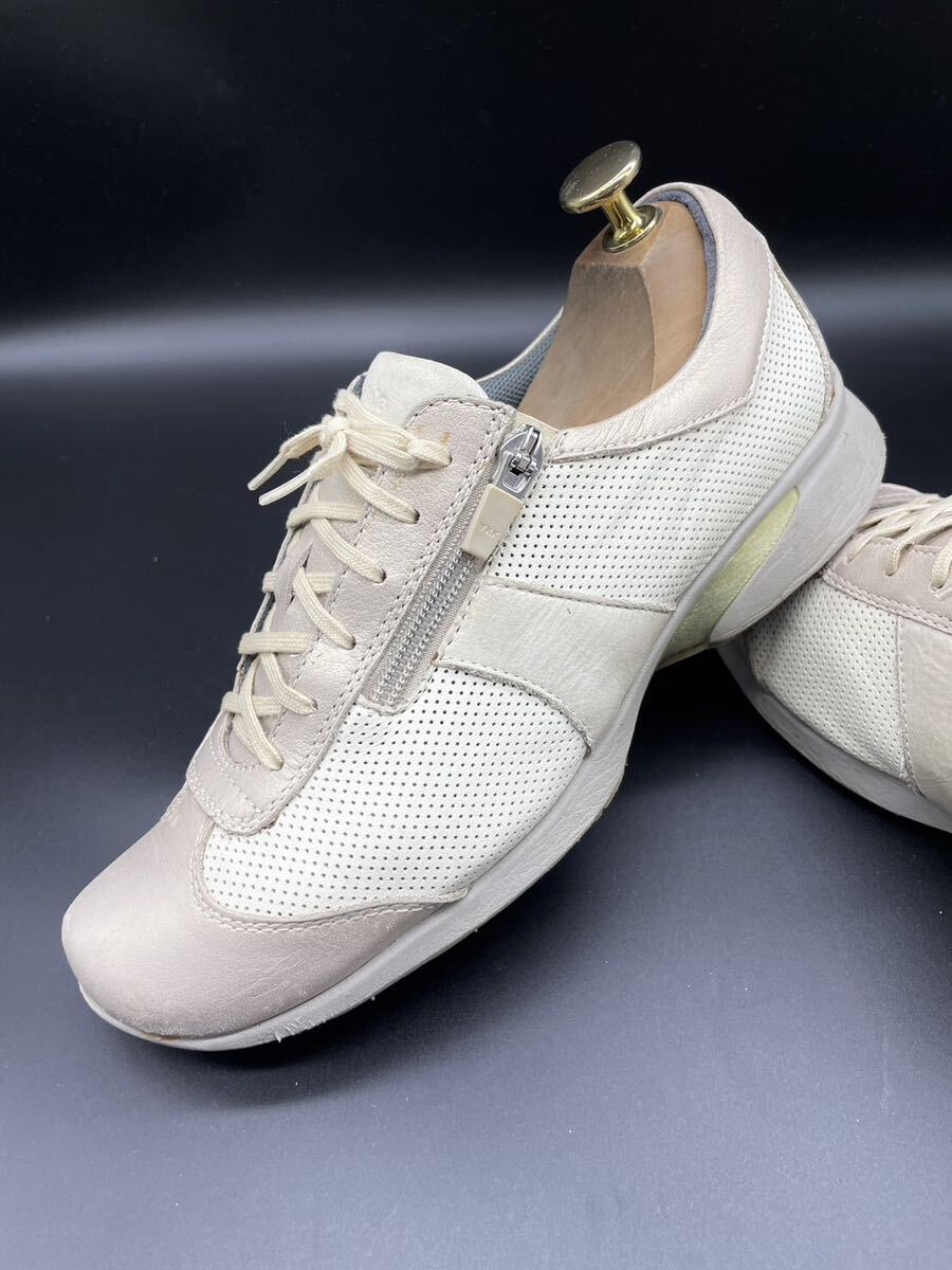  impact price![ strongest start men. 1 pair!] Zip equipped! put on footwear feeling eminent model![asics] fine quality walking shoes / beige /jp24.5cm/EE