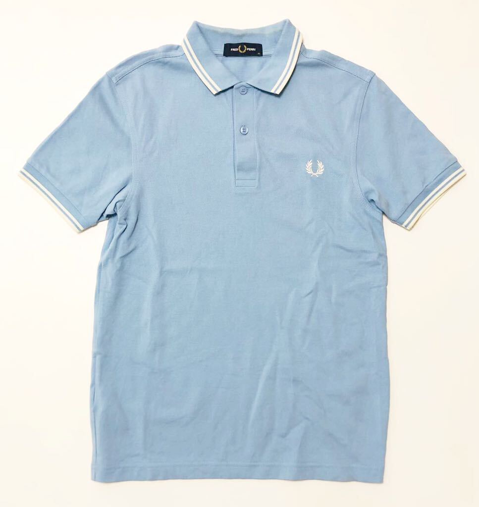 衝撃プライス！【王道モデル！】【FRED PERRY フレッドペリー】半袖ポロシャツ【サイズXS】水色 ワンポイント刺繍 N-O110_画像1