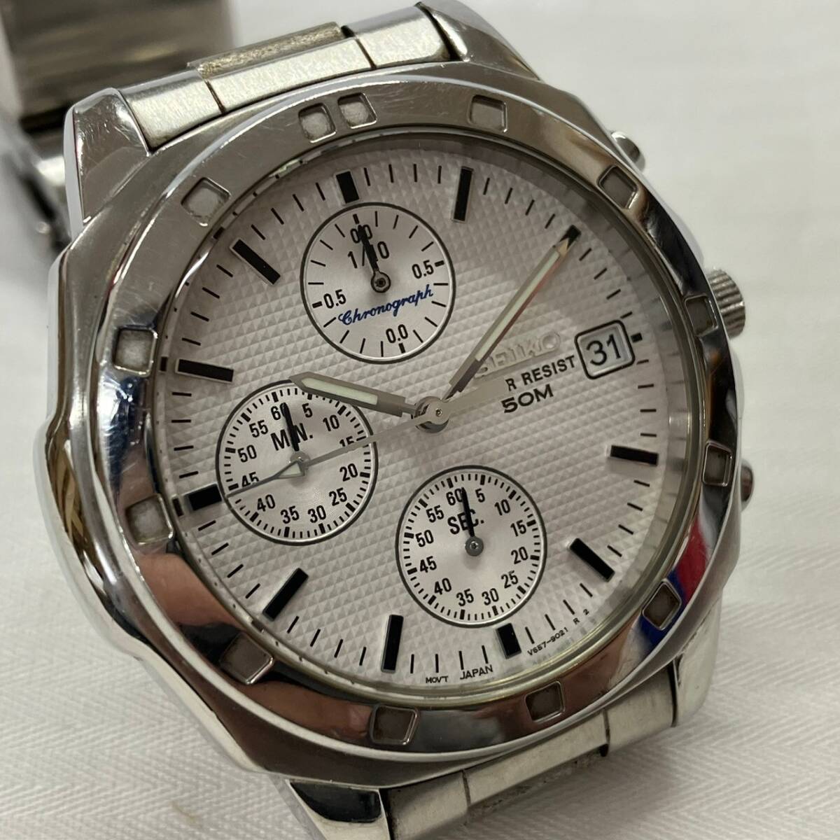 5176-2A　SEIKO　セイコー　V657-9010　クロノグラフ　クォーツ　メンズ腕時計_画像1