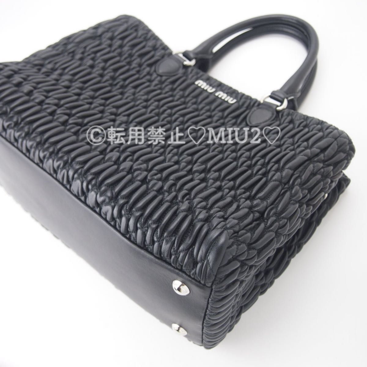 極美品】ナッパ クリスタル サイズ 大 2way トートバッグ miumiu 極美品】ナッパ クリスタル サイズ 大 2way トートバッグ miumiu