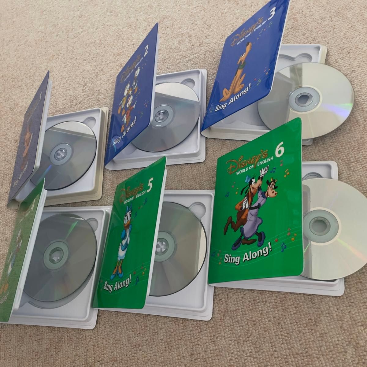 ディズニー英語システム DWE シングアロング DVD 12枚セット ディズニー英語システム DWE シングアロング DVD 12枚セット