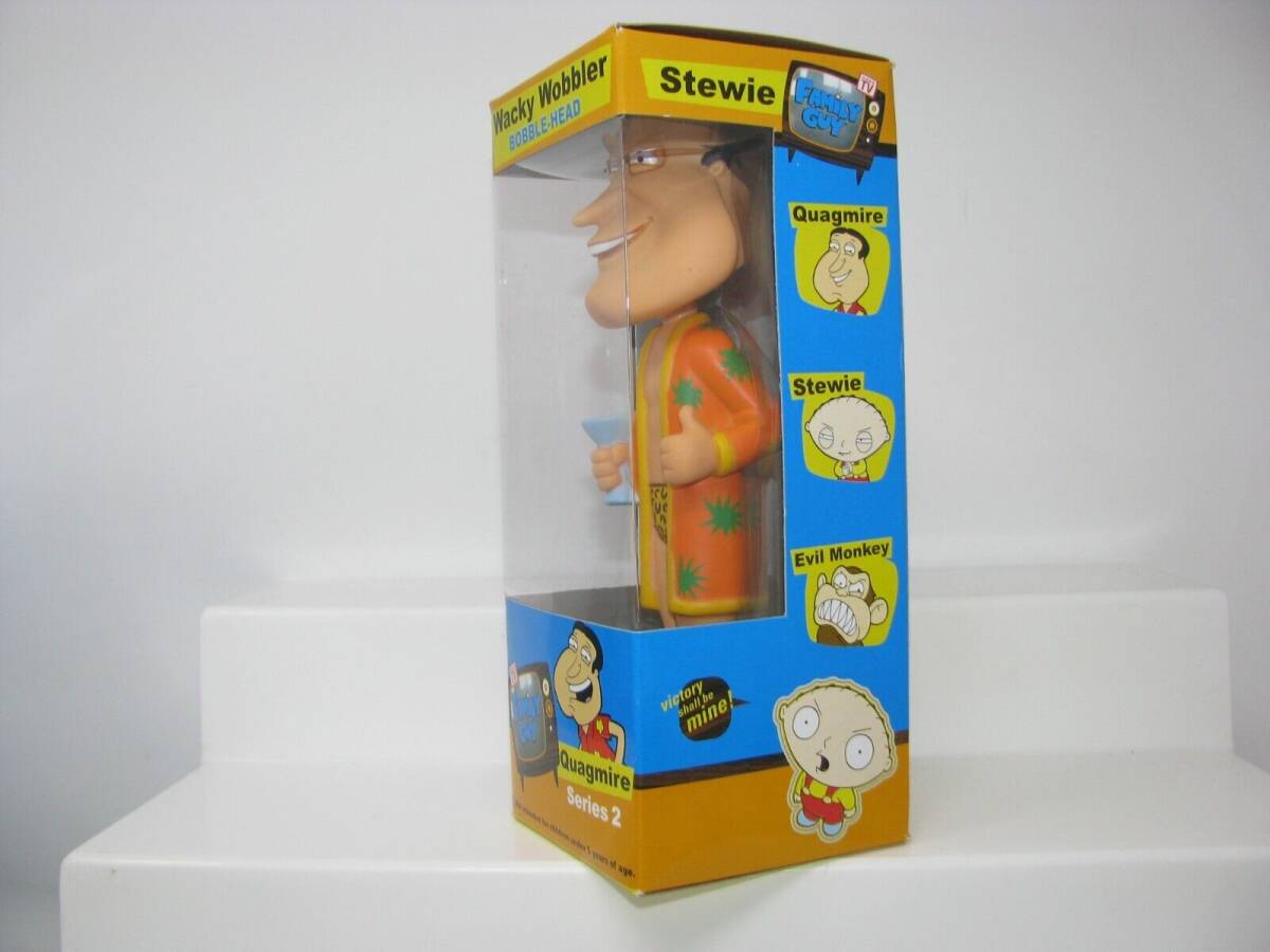 Funko Family Guy Series 2 Quagmire in Leopard Undies Wacky Wobbler Bobble-Head 海外 即決_Funko Family Guy S 3