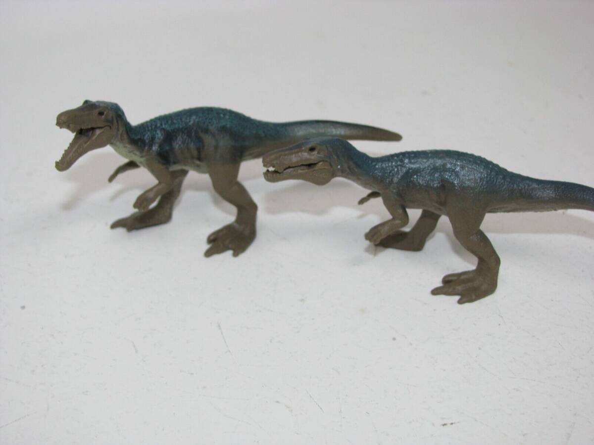 JURASSIC WORLD MINIS BARYONYX dinosaurs LOT OF 2 海外 即決_JURASSIC WORLD MIN 1