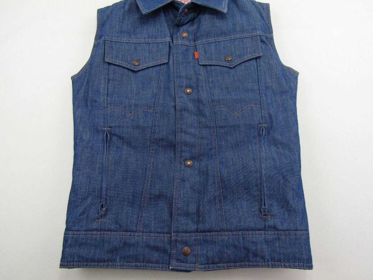 VINTAGE Levis Denim Vest Orange Tab Mens Size S Quilted Lining Goose Down Denim 海外 即決_VINTAGE Levis Deni 5