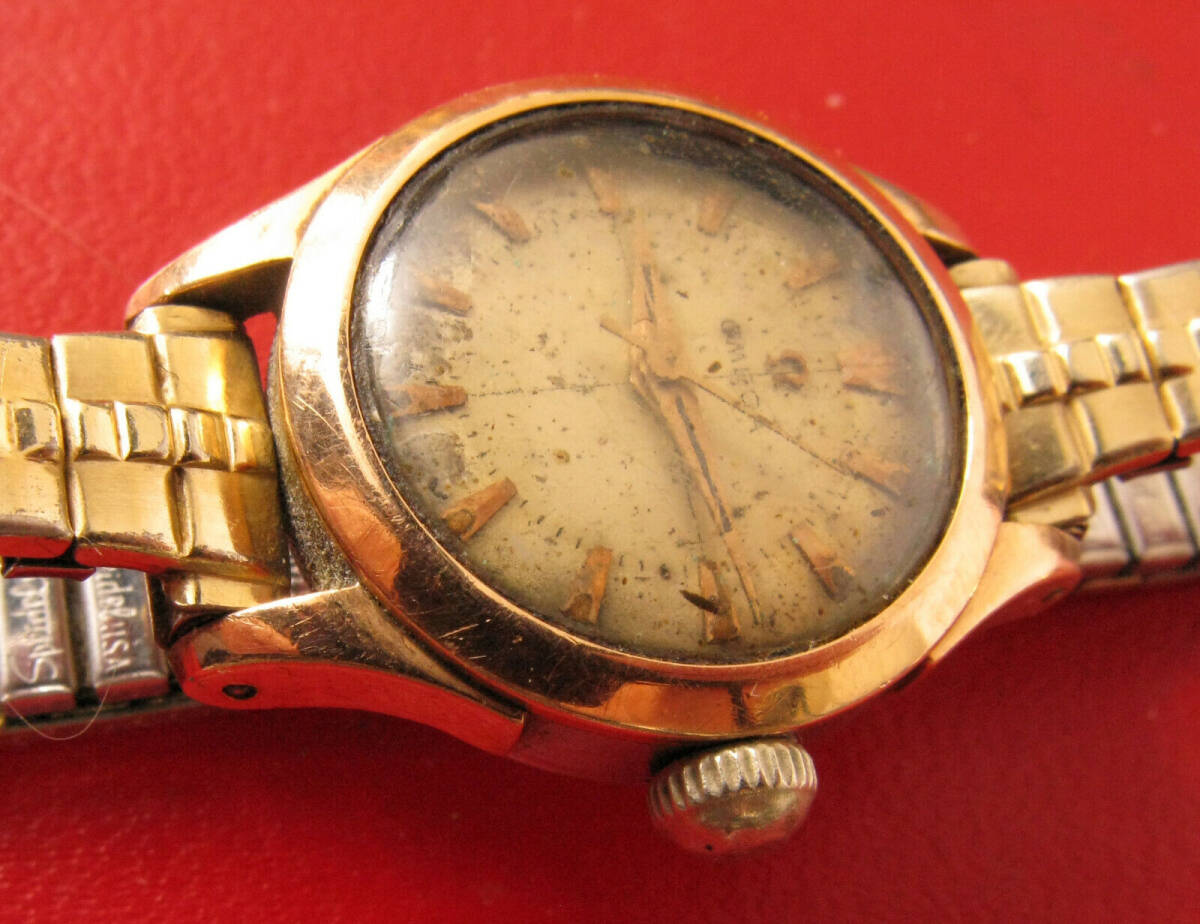 CLASSY OMEGA GOLD TOP AND LUGS WOMENS WATCH NICE DAINTY LOOK NEEDS WORK !! 海外 即決_CLASSY OMEGA GOLD 2