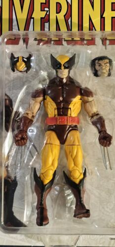 WOLVERINE Figure 2017 Hasbro Marvel Legends Retro Brown Suit 海外 即決_WOLVERINE Figure 2 6