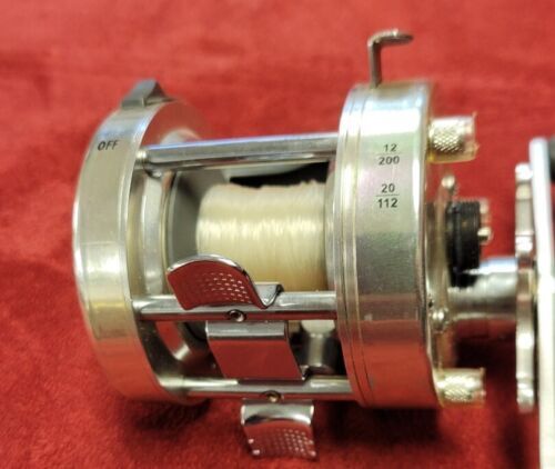 Shakespeare SKP 3000 Round Bait Casting Reel Clean Baitcaster 海外 即決_Shakespeare SKP 30 5