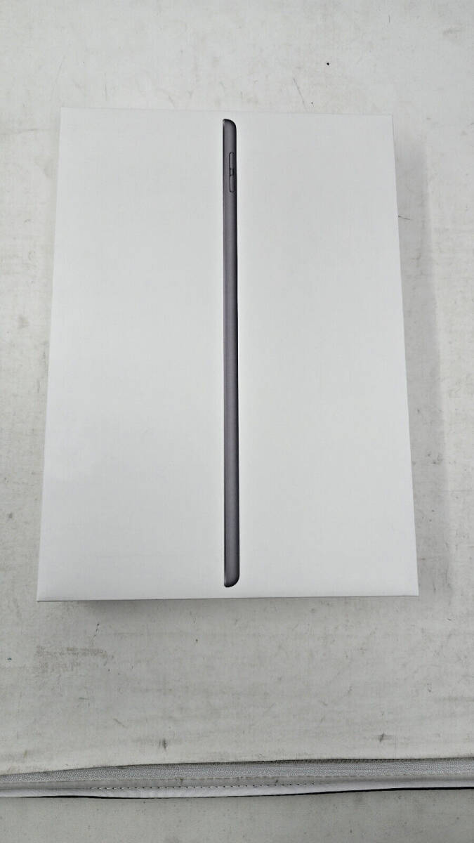 OpenBox 8th Gen Apple 10.2" iPad 3YL92LL/A 32GB Wi-Fi Model A2270 - Space Gray 海外 即決_OpenBox 8th Gen Ap 1