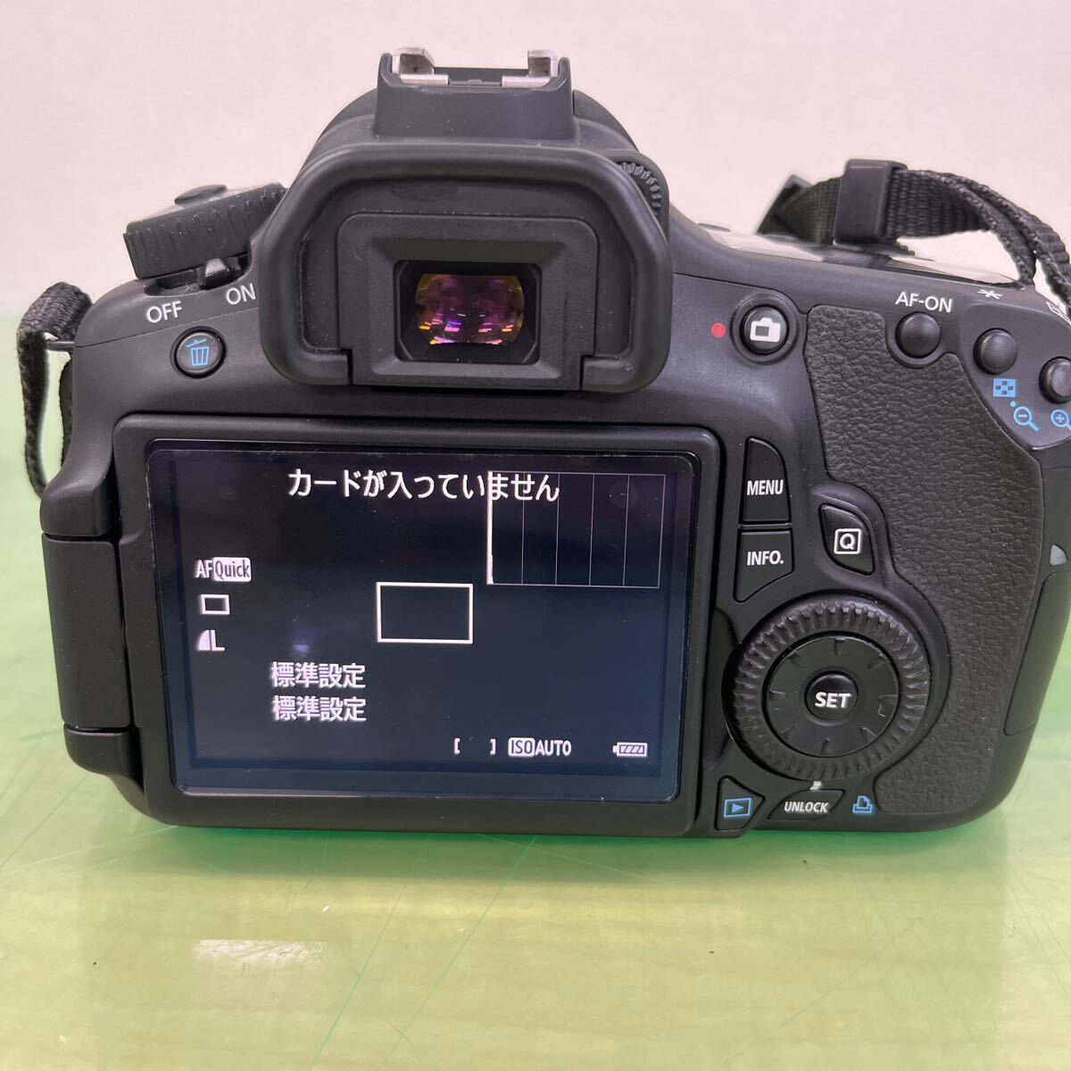 ■Canon キャノン デジタル一眼レフカメラ EOS 60D ボディ DS126281 通電確認済み_画像3