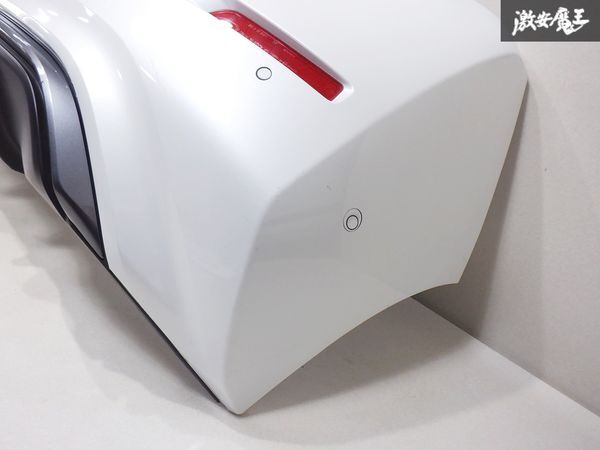 【センサー付】 日産純正 ZE1 リーフ LEAF リアバンパー 85022-5SK0H パールホワイト リフレクター付 棚2M_画像3