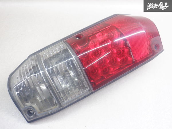 DEPO デポ KZJ78W ランドクルーザープラド LED テール テールランプ テールライト 左 左側 助手席側 01-212-1974 棚2M13_画像1