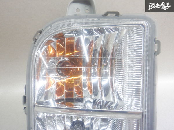 [ повреждение нет!] Daihatsu оригинальный L150S LA160S Move Custom поздняя версия противотуманая фара указатель поворота передний правая сторона водительское сиденье сторона STANLEY P5387 полки 2O23