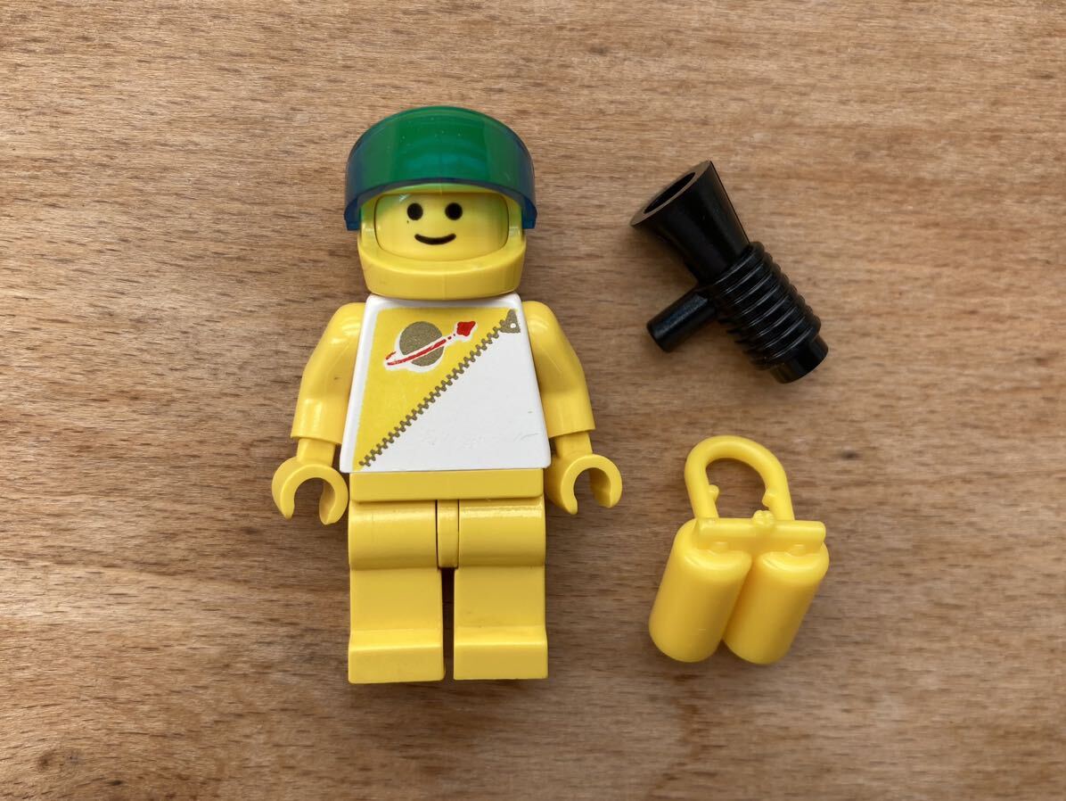 LEGO Lego * Futuron( желтый цвет ) * прекрасный товар 