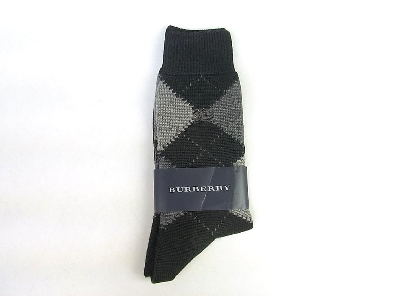 * не использовался * Burberry * женский носки 3 пара + носовой платок итого 4 позиций комплект * носки :23-23cm* носовой платок : хлопок 100%*noba проверка * удача .