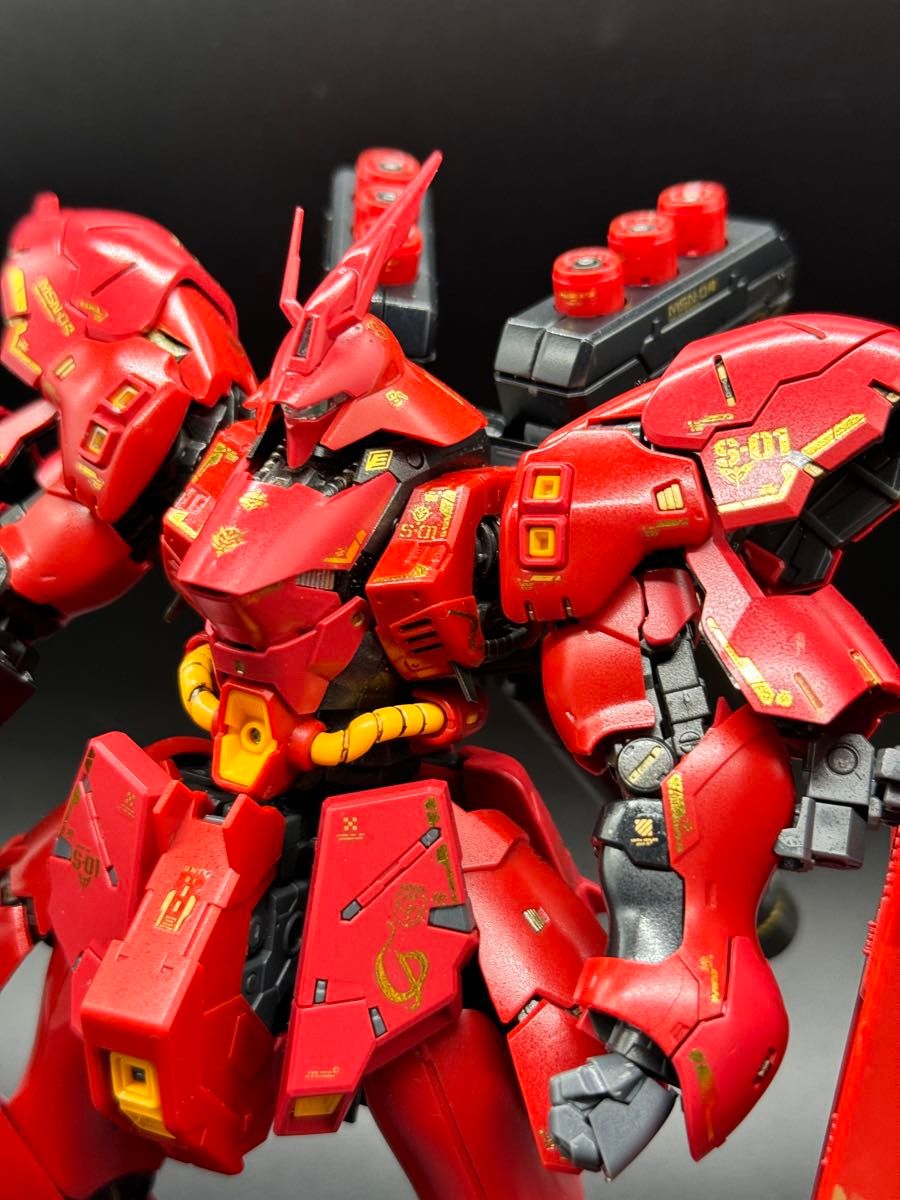 ガンプラ完成品 サザビー (1/144スケール リアルグレード(RG ガンプラ完成品 サザビー (1/144スケール リアルグレード(RG
