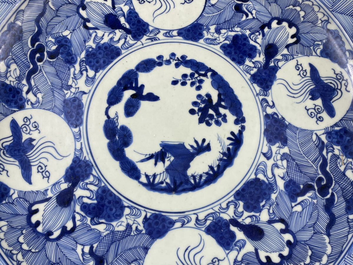 [ luck warehouse ] curtain terminal stage old Imari large plate .. old blue and white ceramics pine bamboo plum phoenix . map wheel flower Zaimei angle . one shaku . size ornament plate flawless completion goods era beautiful goods diameter 44cm