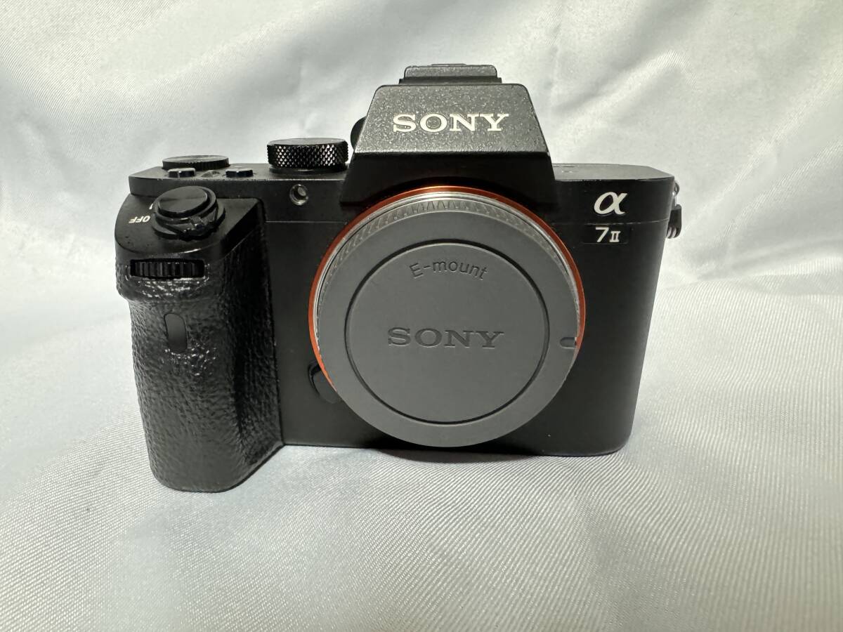 【実用 中古】SONY ソニー フルサイズ ミラーレス一眼カメラ α７II / ILCE-7M2Kの画像1