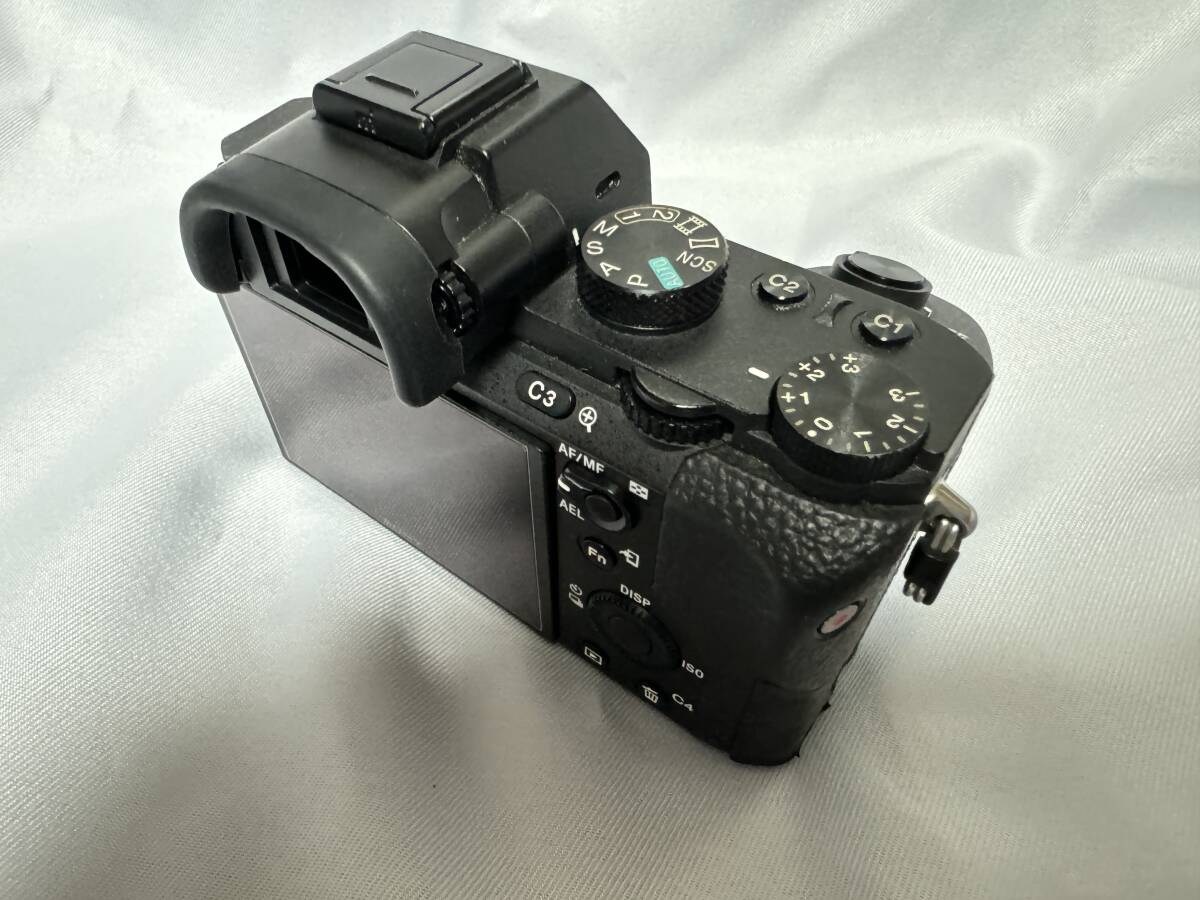 【実用 中古】SONY ソニー フルサイズ ミラーレス一眼カメラ α７II / ILCE-7M2Kの画像6