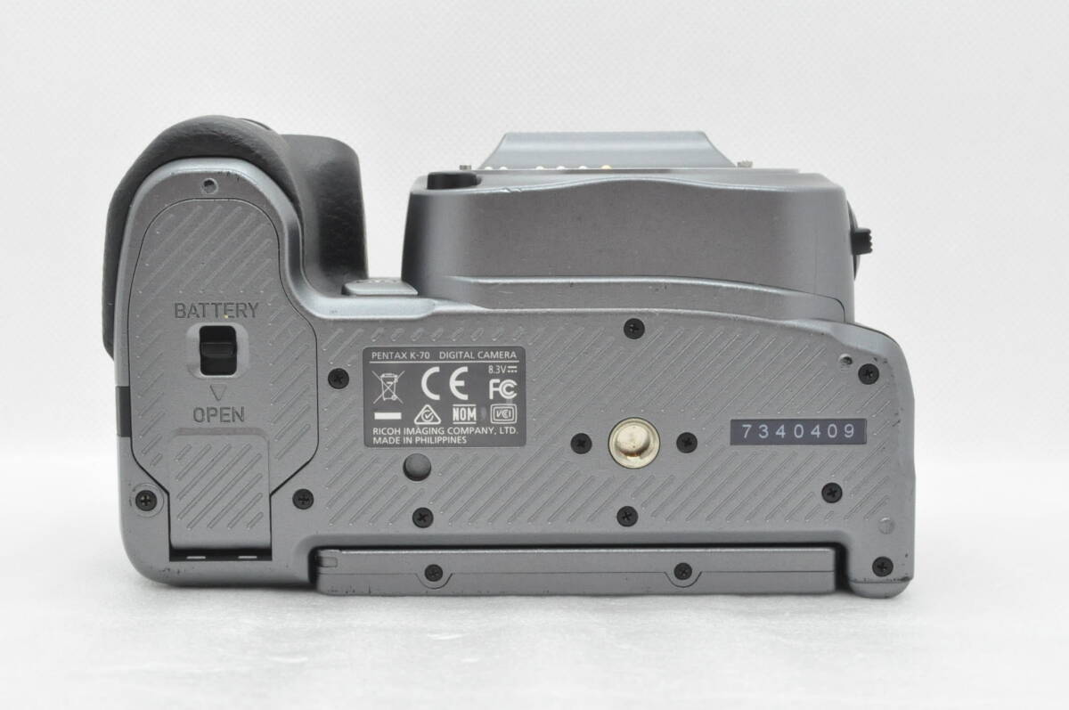 【外観美品】 PENTAX K-70 ペンタックス ボディ デジタル一眼レフカメラ シルキーシルバー #24269の画像7