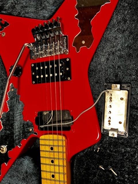 ESP производства Random Star зеркало pick guard Takasaki . модель 2000 год первый период модель не использовался товар трудно найти очень красивый товар [ жесткий чехол имеется ]PickUp:LH-200